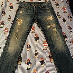 Levi’s men’s distress jeans